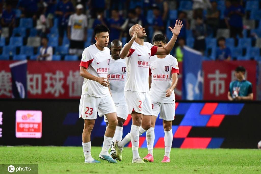 最终皇马4-2那不勒斯。